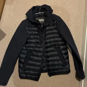 Herno 네이비 다운 자켓