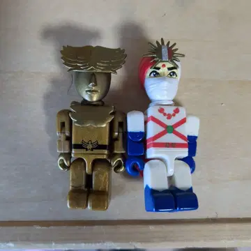 사랑의 전사 레인보우맨 피규어 큐브릭