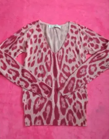 SWORD FISH 레오파드 패턴 니트 핑크 봄 니트