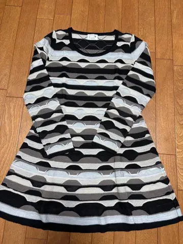 새상품 아쉬비스 긴팔 니트 [ 40 ]