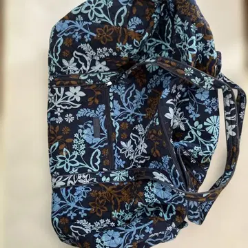 벨라 꽃무늬 퀼팅 토트백