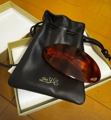 TOUT Y EST 머리핀