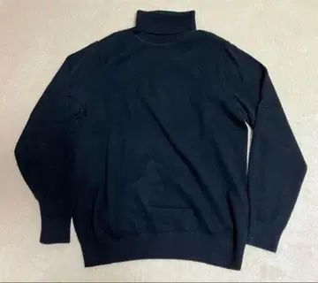 UNIQLO 캐시미어 터틀넥 스웨터