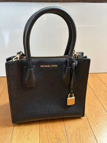 MICHAEL KORS 블랙 핸드백