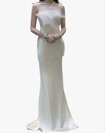 엘레강트 화이트 웨딩 드레스 촬영용 2차 모임용