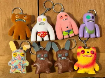 파굴라 키체인 제2탄 8개 세트 울트라 레어 포함