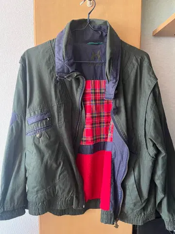 Kentucky 올리브 그린 자켓