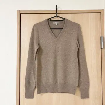 [ 연말 한정 가격 ] UNIQLO 캐시미어 100% 니트