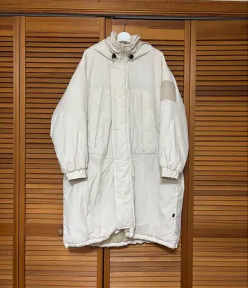 Spick & Span ALPHA 몬스터 후드티 충전솜 다운 코트