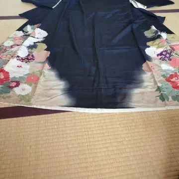앤티크 블랙 전통 예복 기모노