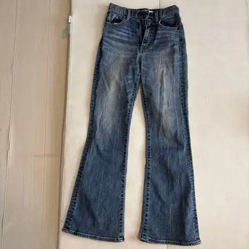 Moussy 부츠컷 데님 23 사이즈