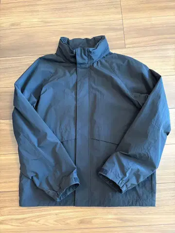 유니클로 윈드프루프 스탠드 블루종