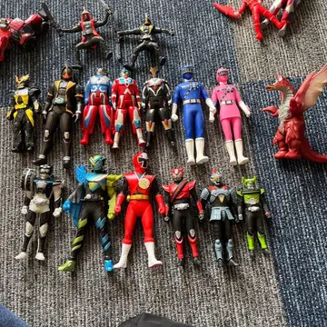 울트라맨 시리즈 액션 피규어 세트