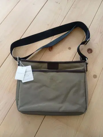 THE SHOP TK 숄더백 카키