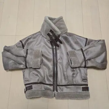 INGNI 리버서블 보아 무스탕 모카 M