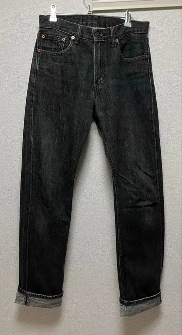 Levi's 블랙 스트레이트 청바지