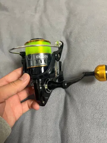 EK5000 스피닝 릴 블랙/골드