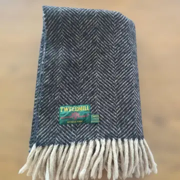 TWEED MILL 트위드밀 피쉬본 담요
