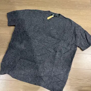 마리로 인드 그레이 반팔 니트