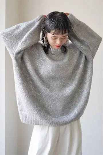 MECRE 메크루 23AW 글리터 프린트 니트 풀오버 실버