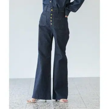 새상품 택 포함 스픽 앤 스팬 플레어 데님 팬츠