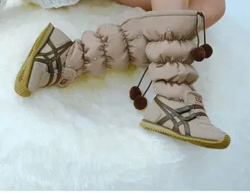 오니츠카타이거 스노우헤븐