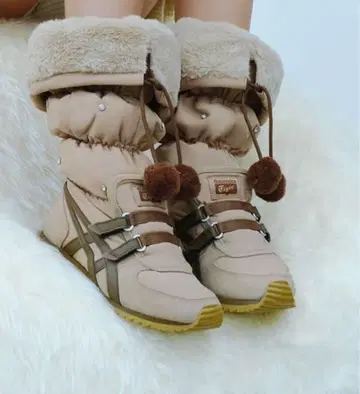 오니츠카타이거 스노우헤븐