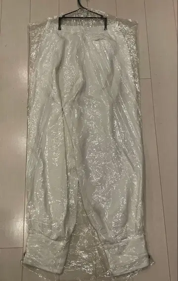 화이트 사루엘 팬츠 버튼 포함