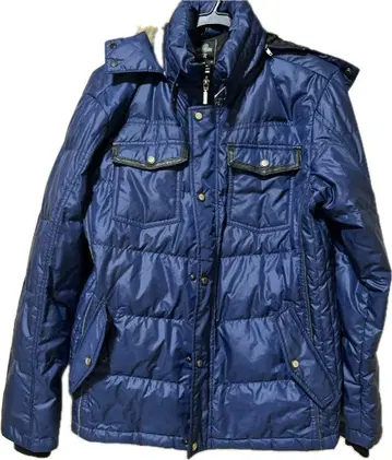 네이비 후드 부착 다운 코트