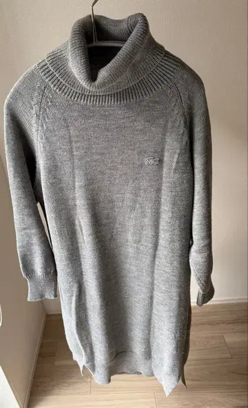 LACOSTE 그레이 터틀넥 롱 원피스 36