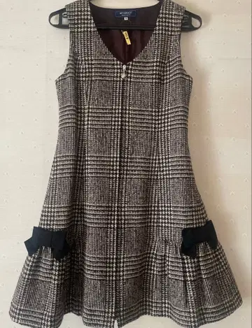 새상품급 엠즈 그레이시 점퍼 스커트 하운드투스 36