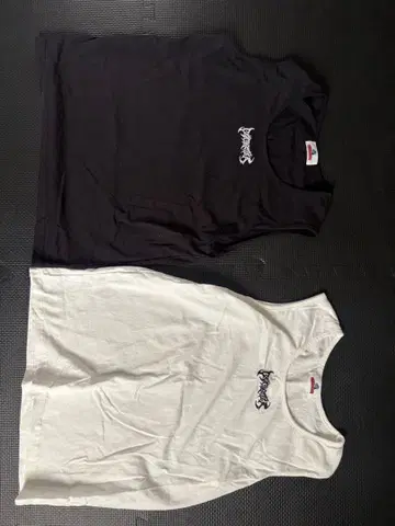 로고 탱크탑 2개 세트 블랙 화이트