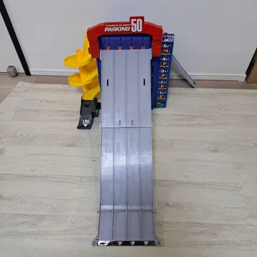 토미카 슬라이더 파킹 50