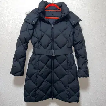 여성용 유니클로 다운 자켓 벨트 포함 블랙 M