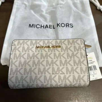 MICHAEL KORS 이단 접이식 지갑 화이트 계열 미사용 새상품