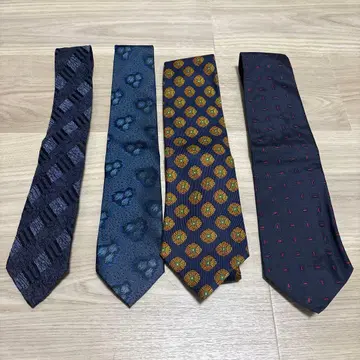 12/27까지 한정판 브랜드 넥타이 4개 세트 issey miyake 외