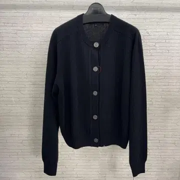 PERRIS 블랙 긴팔 가디건 버튼 포함