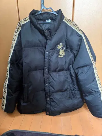 가격 인하 협상 가능 NASTYDOG 나스티독 다운 자켓