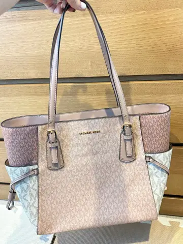 새상품 당일 발송 수납 봉투 포함 마이클코어스 토트백