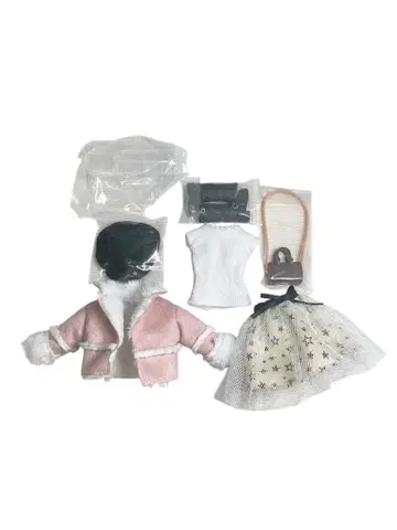 리카비쥬 비쥬 시리즈 옷 갈아입기 의류 세트