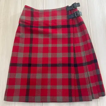 DAKS 체크 무늬 플리츠 스커트 사이즈 40