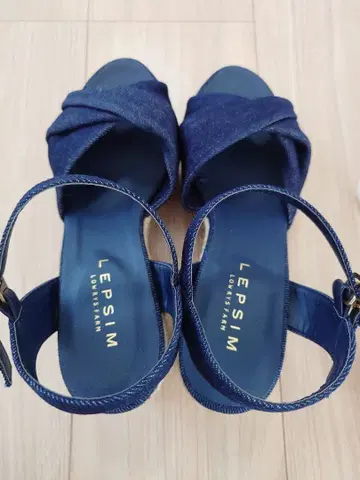 LEPSIM 네이비 크로스 스트랩 샌들 L 사이즈