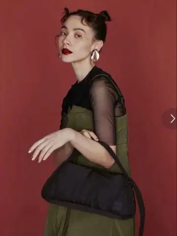 UN3D. 아웃리드 나일론 핸드백 블랙