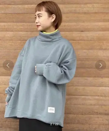 Americana x JEANS FACTORY 모크넥 루즈 맨투맨