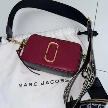 마크 제이콥스 숄더백 빨간색