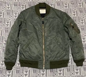 새상품급 Moussy 마우지 MA-1 자켓 카키 M 충전솜