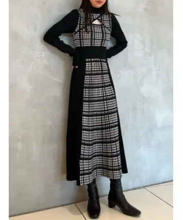 rienda 2WAY 롱 슬리브 하운드투스 체크 플레어 니트 원피스