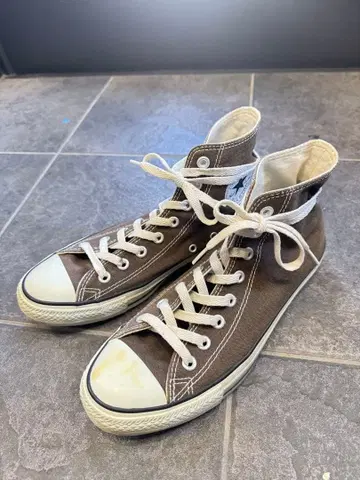 올스타 브라운 하이컷 스니커즈 26.5cm