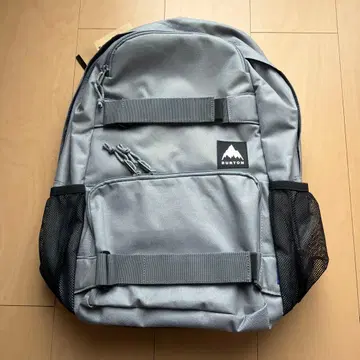 BURTON 그레이 백팩