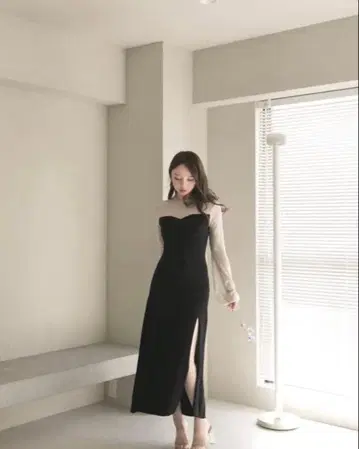 ANDMARY 풀러 실키 드레스 니트 원피스